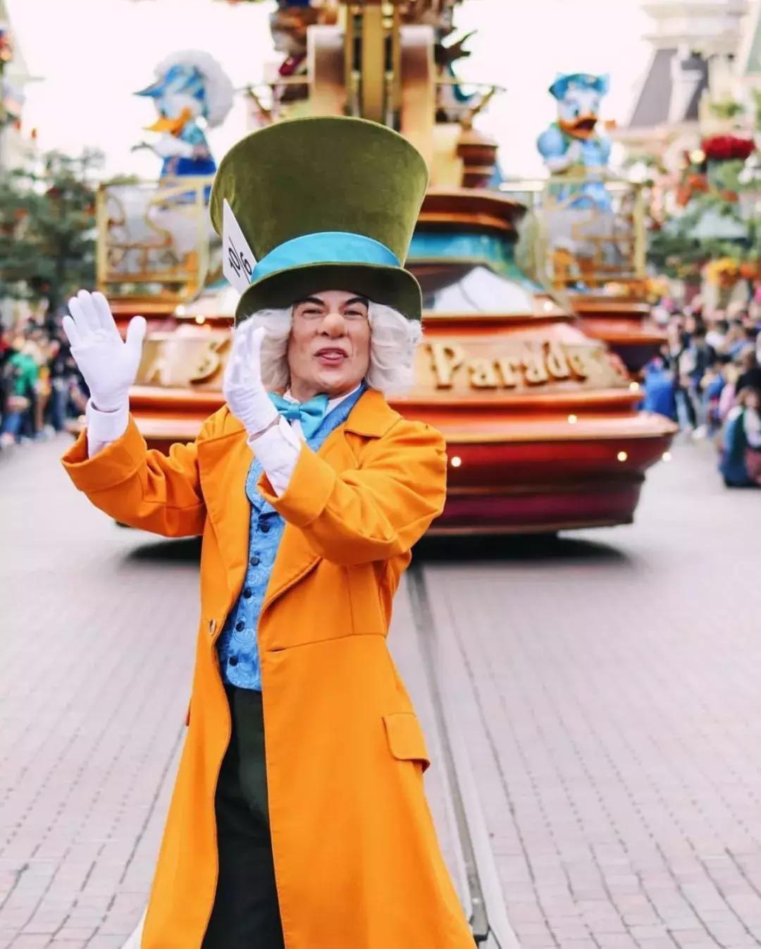 放假了和你爱的人去一次游乐场,一定要和自己爱的人去一次游乐场