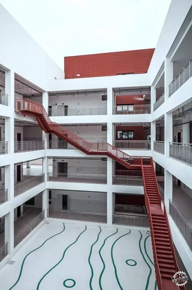 中国十大建筑最美大学,中国最美的十个学校环境