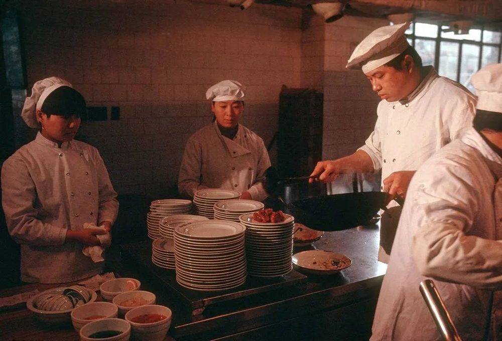 那个开放、捞金、豪情的90时代，才仅仅过去了20年而已