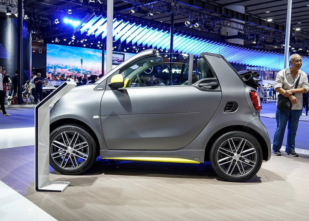 最豪华的双门四座敞篷车推荐,最有氛围感的豪华硬顶敞篷车