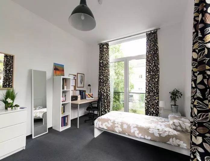 德国留学费用一年十万人民币,德国留学免学费还能赚钱干货攻略