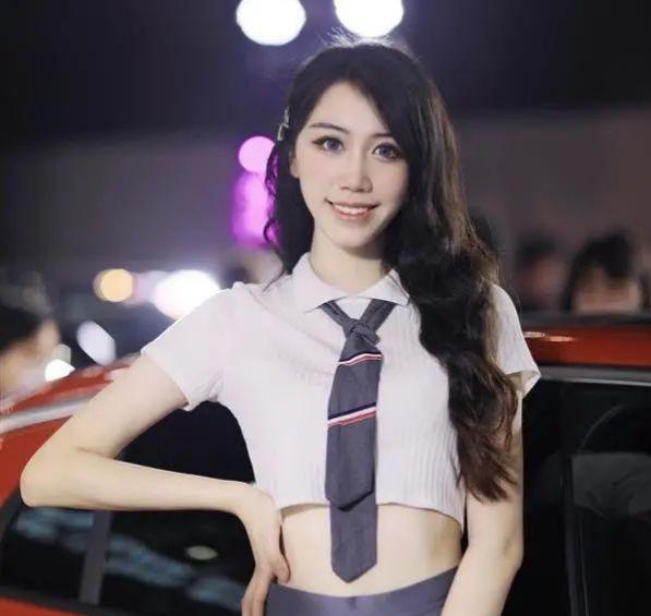 华师大理科学姐，获得“世界小姐”中国冠军，曾隐瞒父母参加艺考