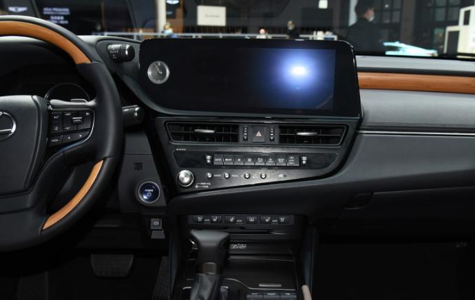 雷克萨斯es200不加价需要等多久,2022款雷克萨斯es新款加价多少