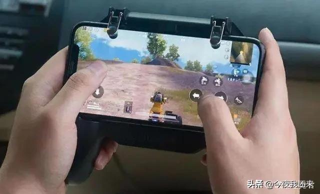 腾讯起诉和平精英外设店，吃鸡神器被禁用，封号最高可达十年