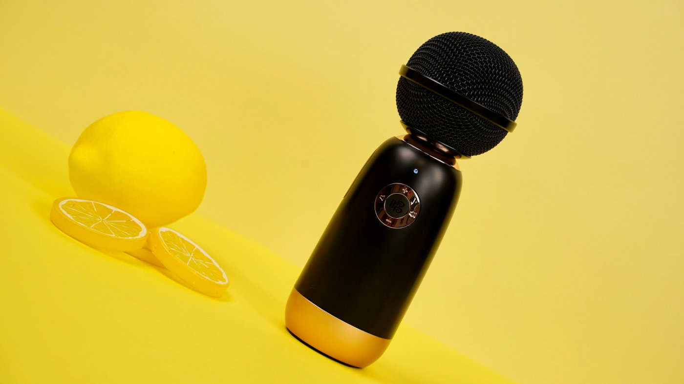 精灵麦克风q3怎么用嗨唱模式,唱吧精灵话筒q3直播唱歌评测