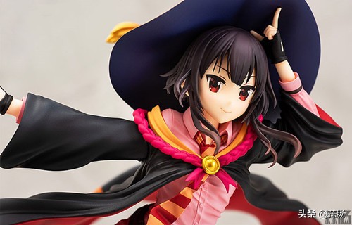 《为美好的世界献上祝福！》惠惠学生服手办