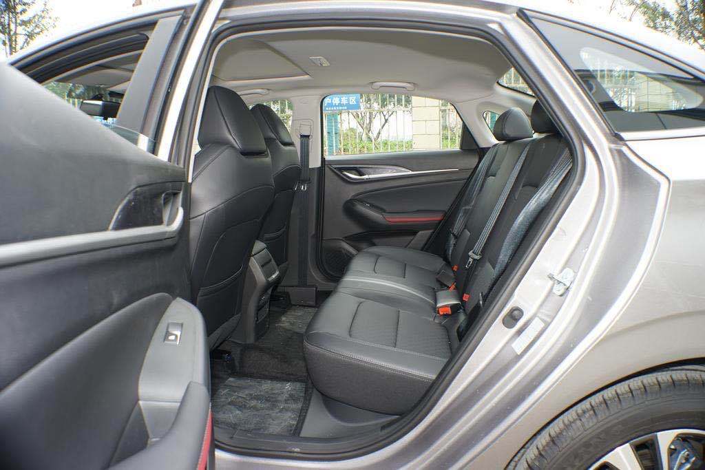 长安逸动plus养车费用明细,别克威朗和长安逸动养车成本