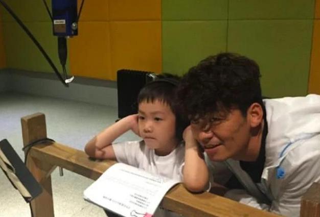 死亡超3万！撤侨令后，董卿双标人设尽毁，张艺谋748万躲过一劫