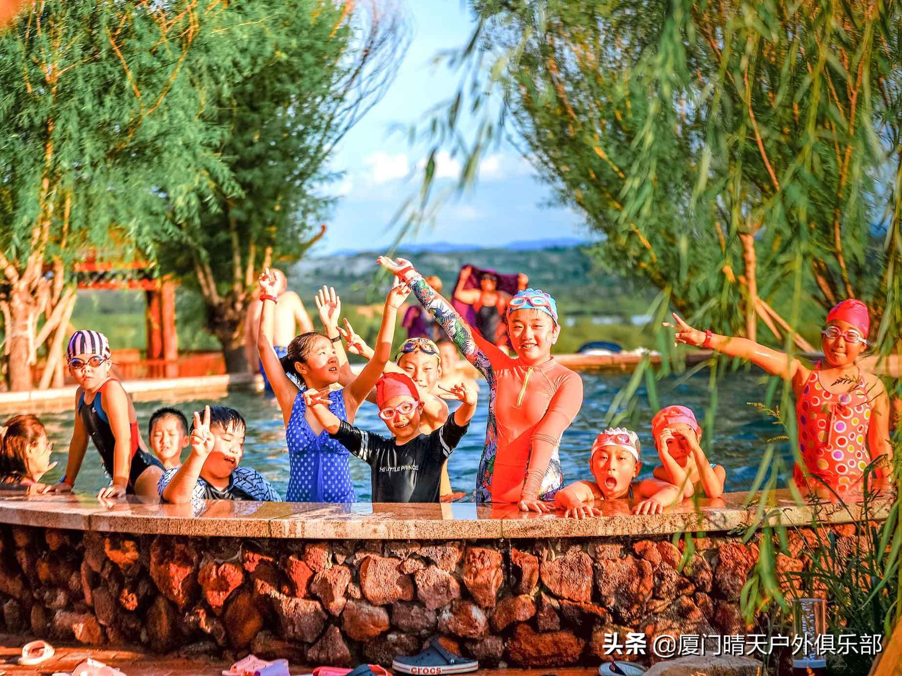 元旦乌兰布统跟团游3天2夜,厦门自由行6天5晚亲子游跟团