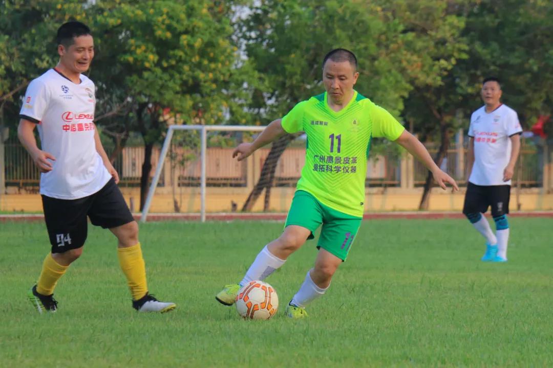 当足球之乡球队与广州高校校友冠军“豪情相遇”，你更支持谁？