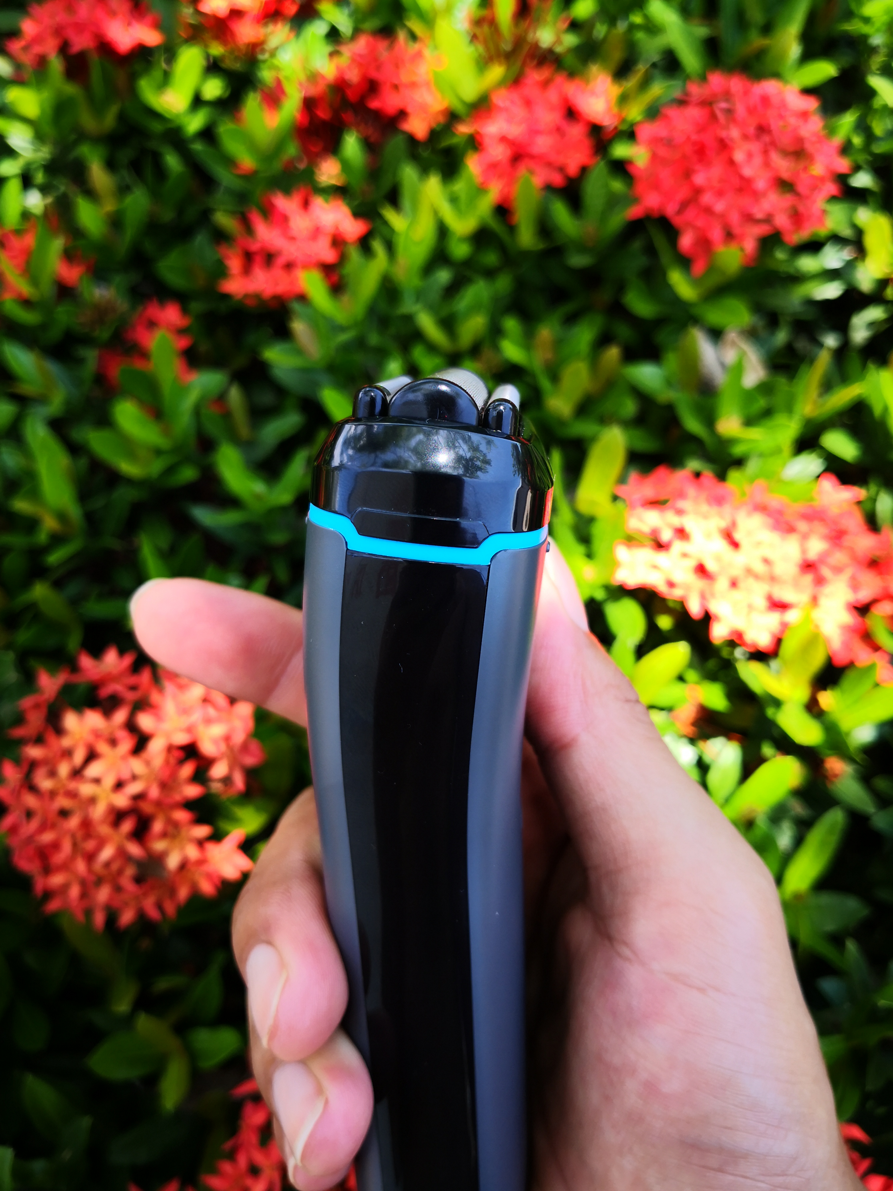 同价位飞利浦和博朗剃须刀哪个好,同价位超人和飞科剃须刀哪个好