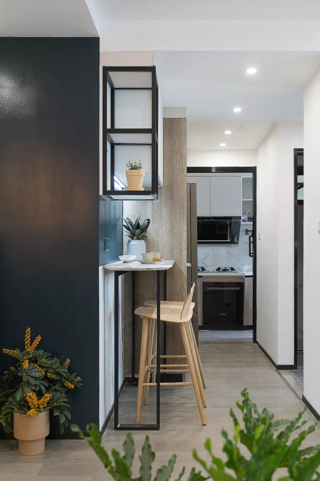 北欧两居室时尚复古赋予灵动空间,二居室户型装修70平北欧