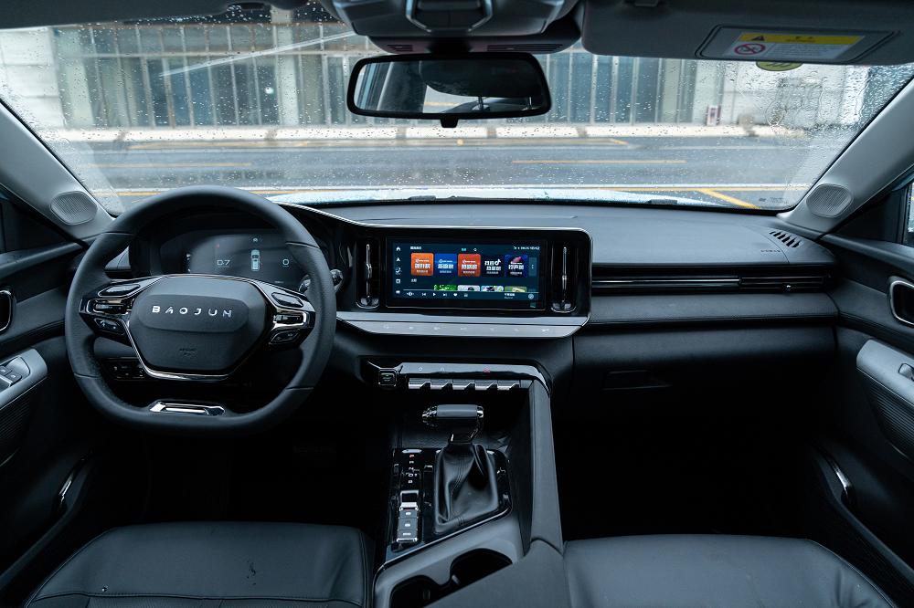 奇瑞瑞虎5x和宝骏rs3哪个好,长安cs35plus2023对比瑞虎5x