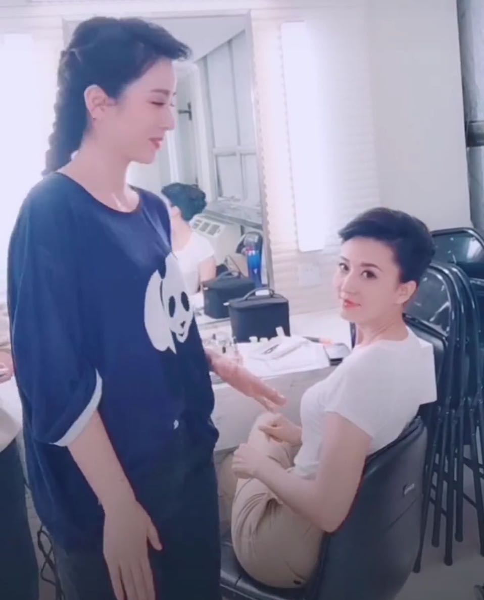 央视主持人进决赛李思思张蕾,李思思和张蕾为啥不主持节目