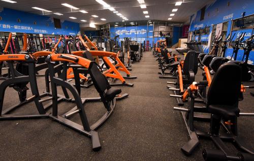 舒华健身器材入驻台湾泰山体育馆助力健身体验升级