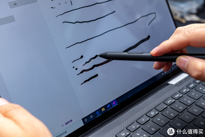 戴尔xps13-9310屏幕尺寸,dellxps13-7390没有人脸识别吗