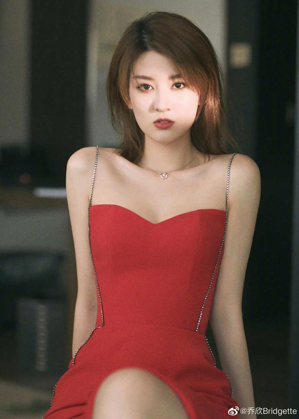 宋祖儿仿妆化妆工作室,仿妆袁冰妍宋祖儿