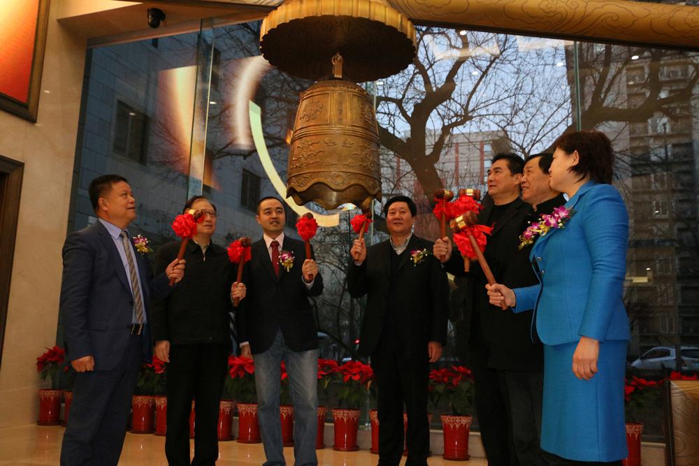 情色？暴利？*人用成品**千亿规模背后，隐藏着哪些资本秘密？