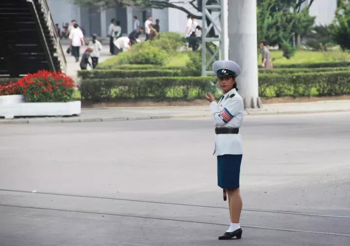 朝鲜职业装女照片高清,韩国女性职业装
