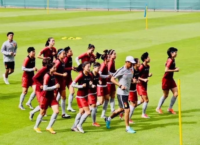 中国女足踢日本女足,中国女足踢日本女足全程