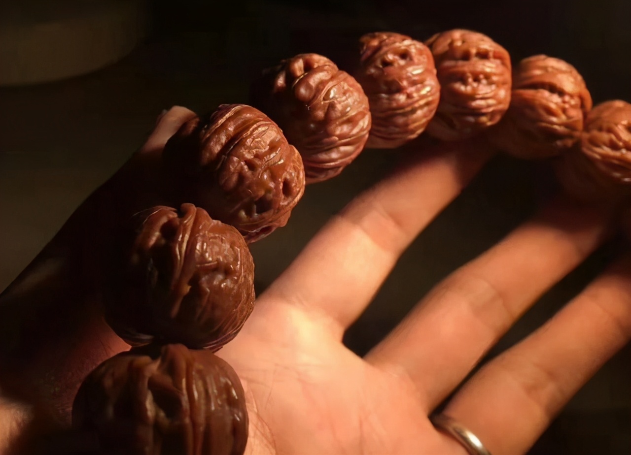 文玩小核桃手串蛇结结尾,文玩小核桃手串最容易忽视的地方