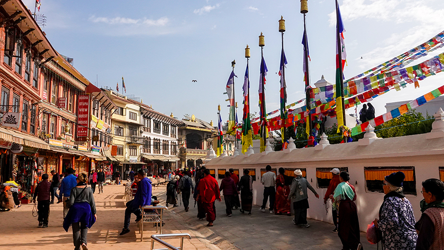 尼泊尔十堰,尼泊尔为什么这么穷