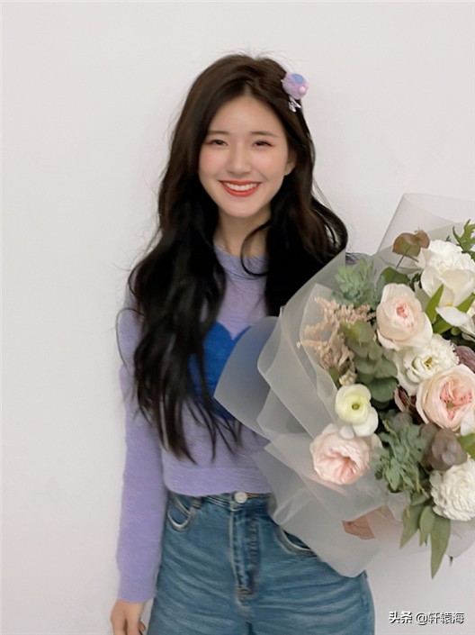 赵露思穿搭半身裙秋冬,赵露思穿搭雪纺衫蓝色