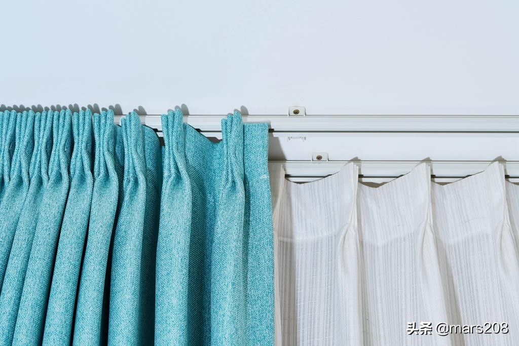 窗帘怎么选又便宜又实用又好看,窗帘怎么挑选实用又美观