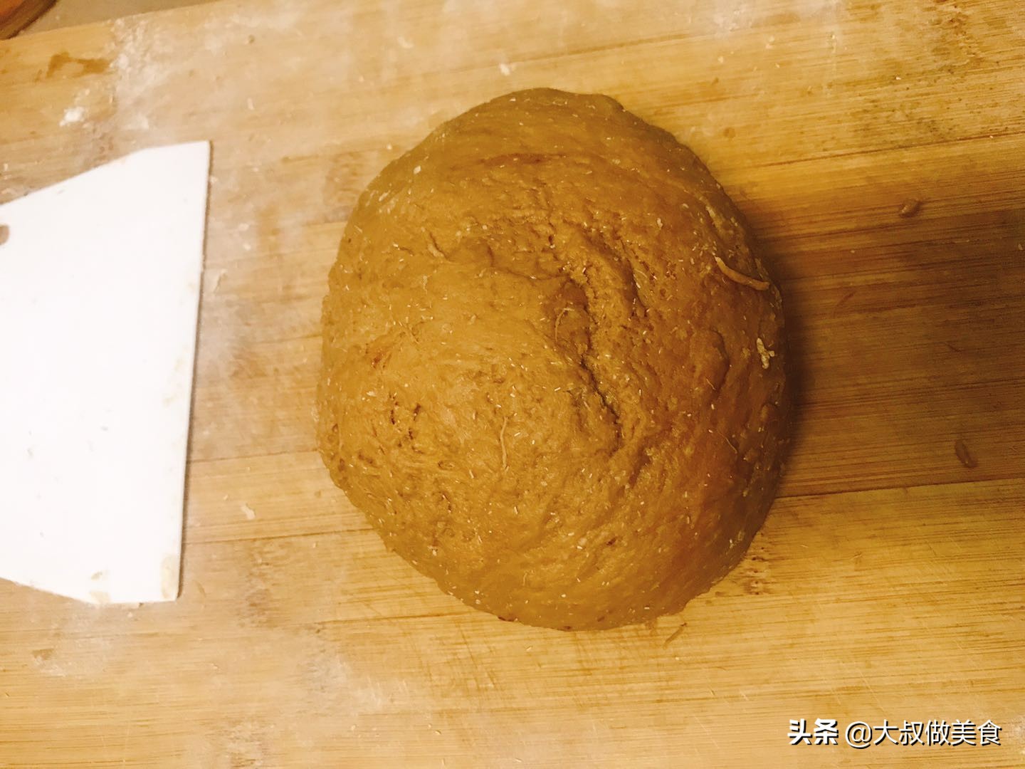 红糖开花馒头的做法和发面全过程,无需醒发的红糖大枣开花馒头配方