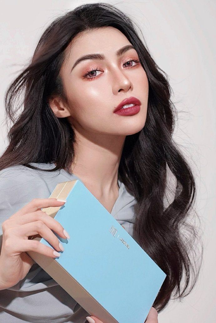 什么口红看起来贵一点,国货高级感口红