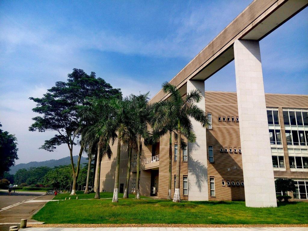 北京师范大学珠海校区有几个,北京师范大学在珠海有哪些分校