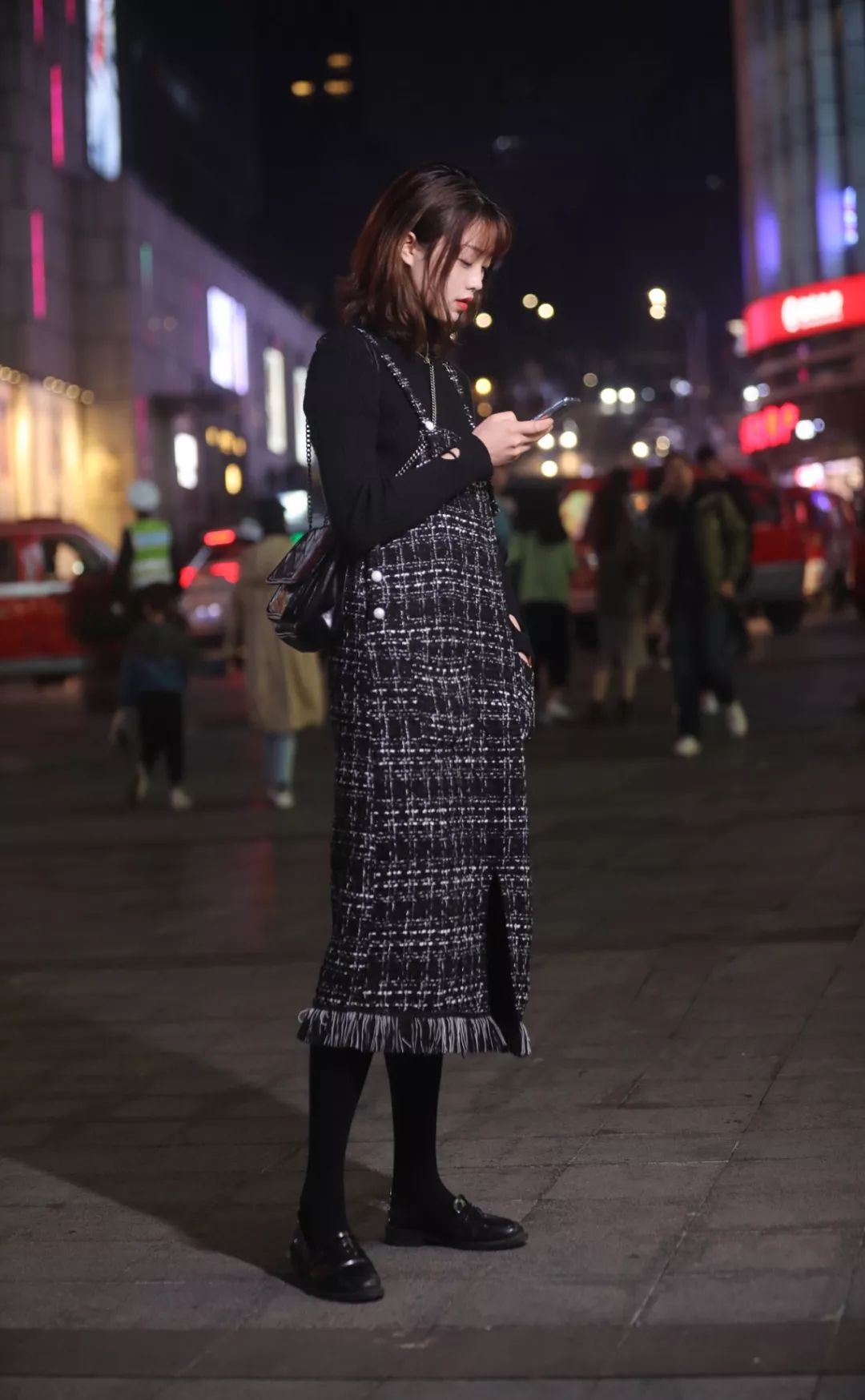 冬天不露腿怎么穿得好看,秋冬不露腿也可以很美