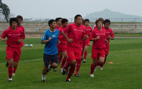 足球青训之阿贾克斯u13,大连毅腾足球俱乐部青训