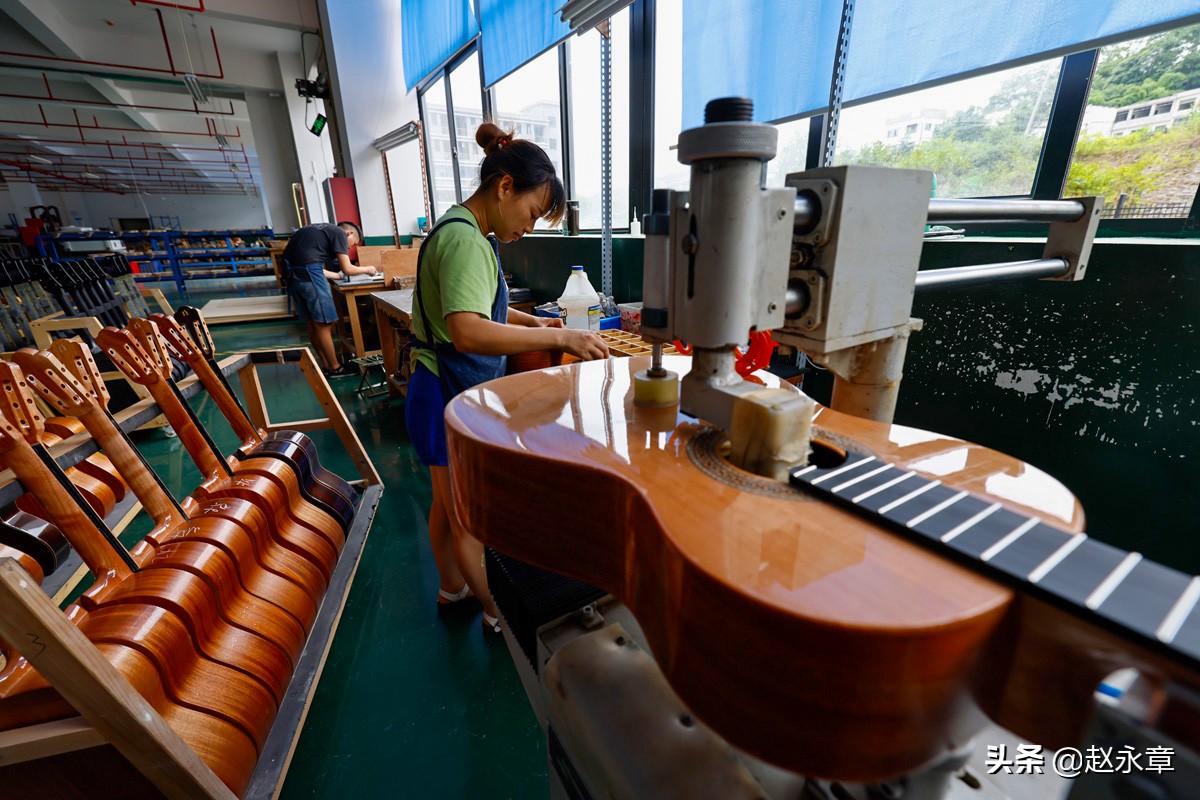 吉他怎么看是哪里生产的,好的吉他在哪里生产