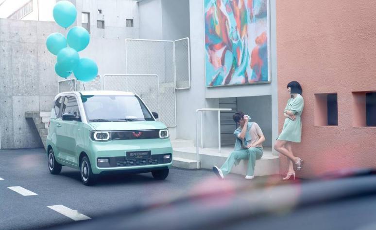 奇瑞qq冰淇淋与宏光mini,宏光miniev和奇瑞qq冰淇淋