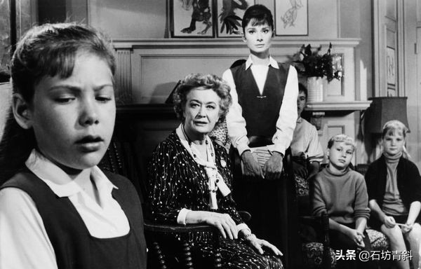 奥黛丽赫本最漂亮的电影,奥黛丽赫本主演的几部电影