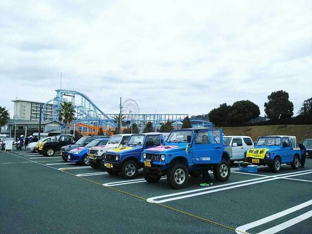 日本玩摩托车人手一辆,日本家庭一人工作养活一家人