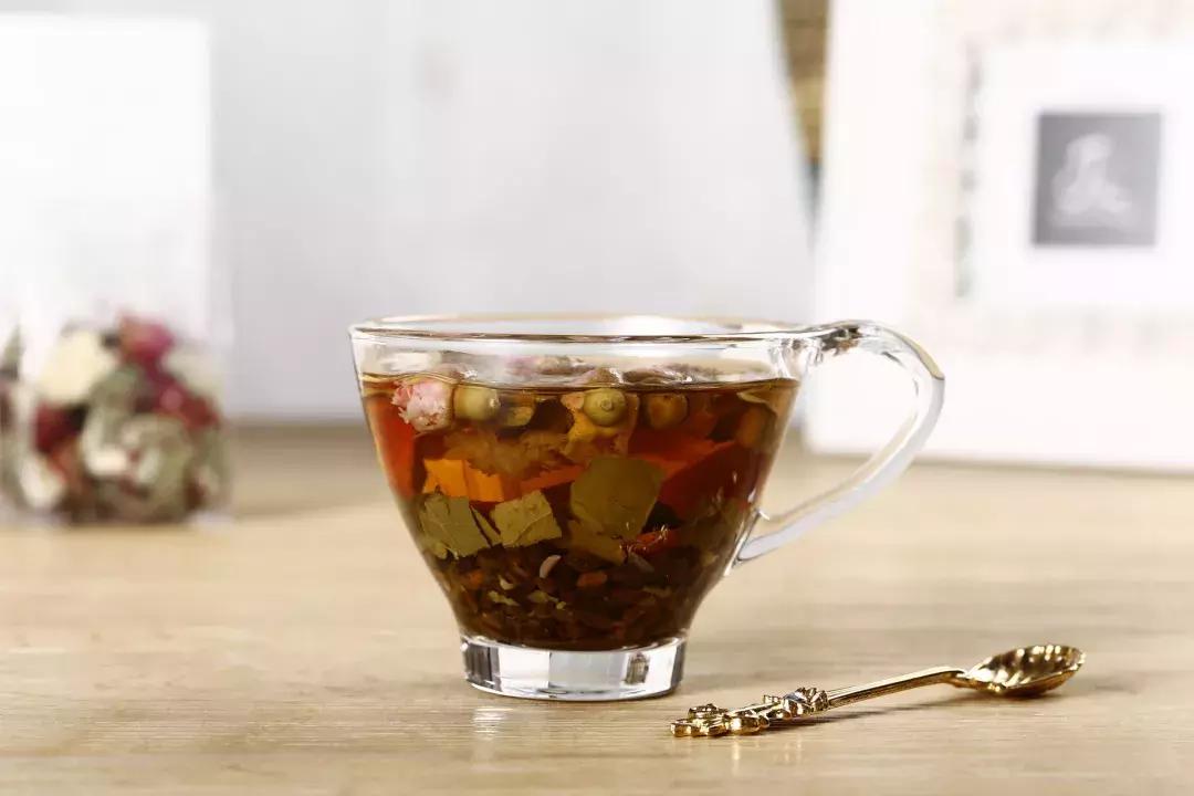 夏天喝什么清热去火润肺茶,夏天祛湿热最好的茶有哪些