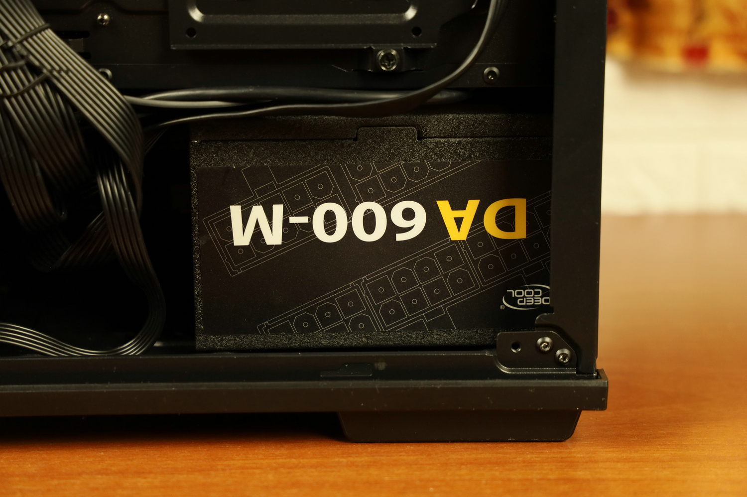 九州风神玄冰50机箱装机体验,九州风神460机箱