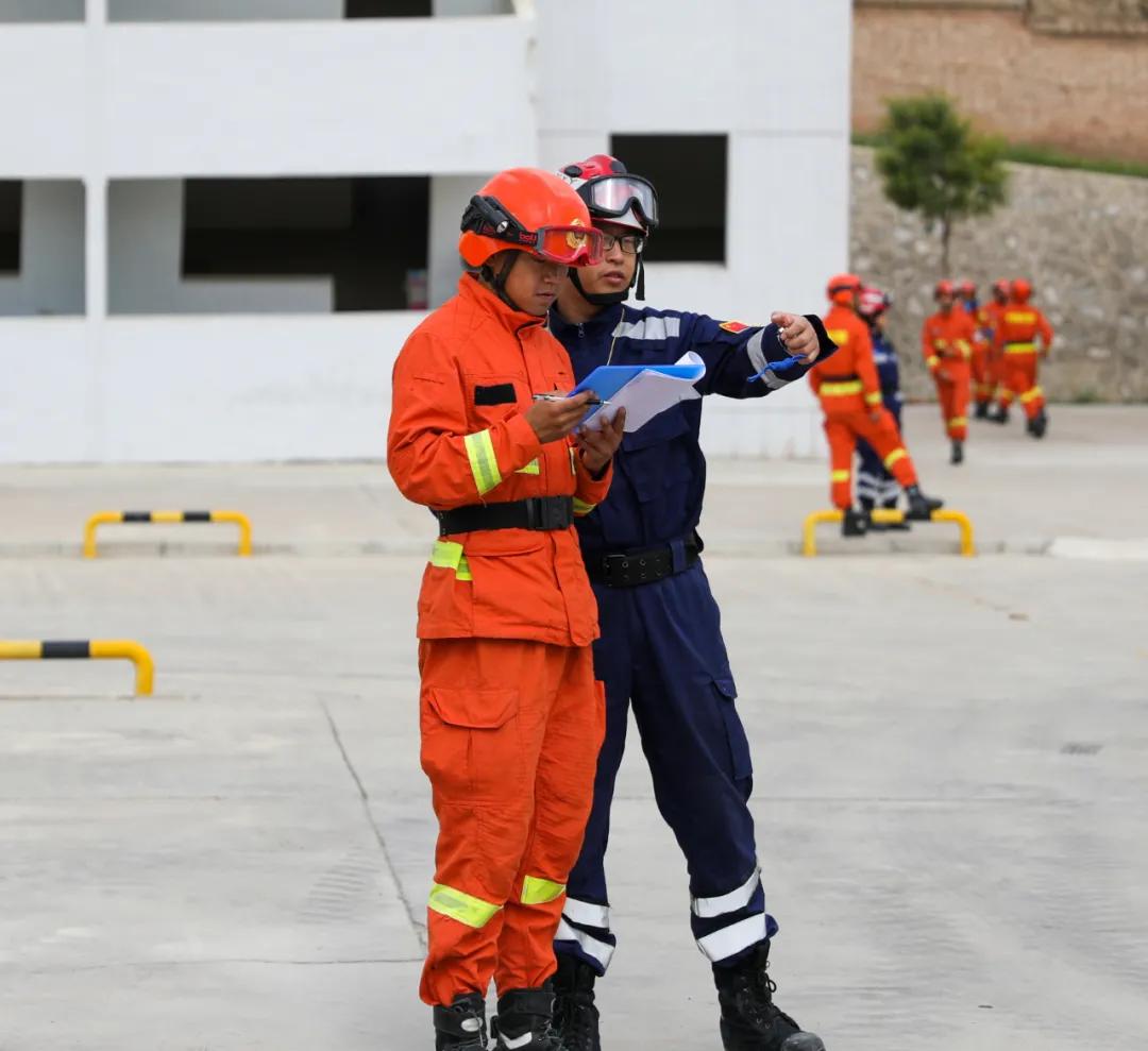 地震应急救援培训视频,地震救援第一应急回应人培训