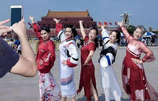 45岁与55岁绝经有什么区别,女人45岁绝经和54岁绝经有区别吗