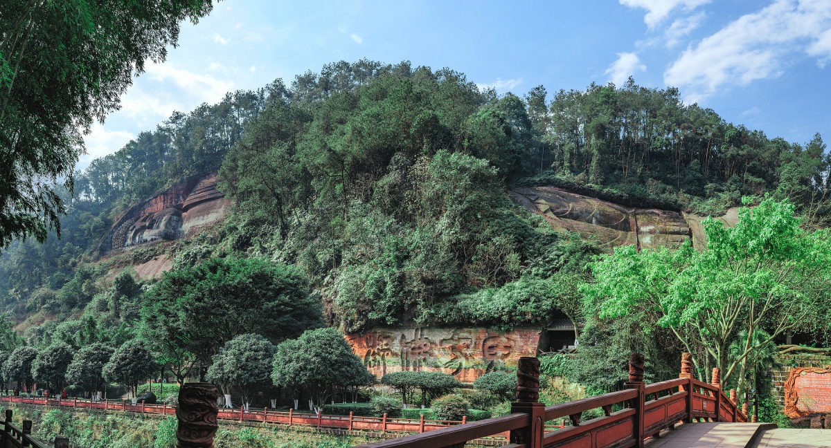 四川哪些地方值得打卡旅游,四川哪里的旅游最具有特点