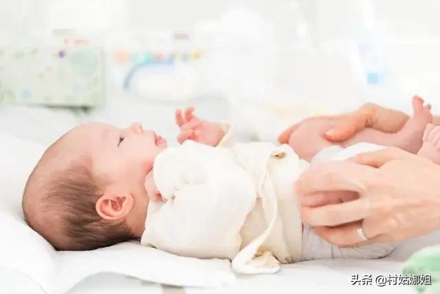 大学生与父母的聊天记录,特别火的和爸妈的聊天记录