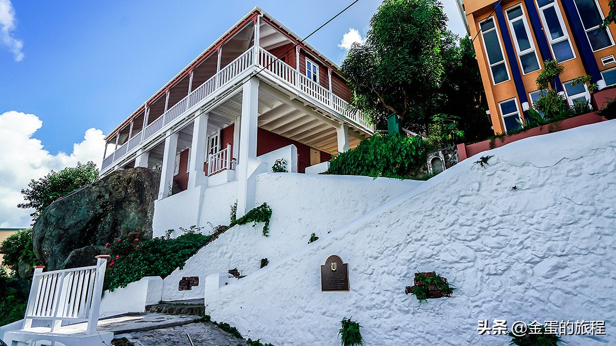 加勒比海上的处女群岛，这是童话海盗“金银岛”故事发源地