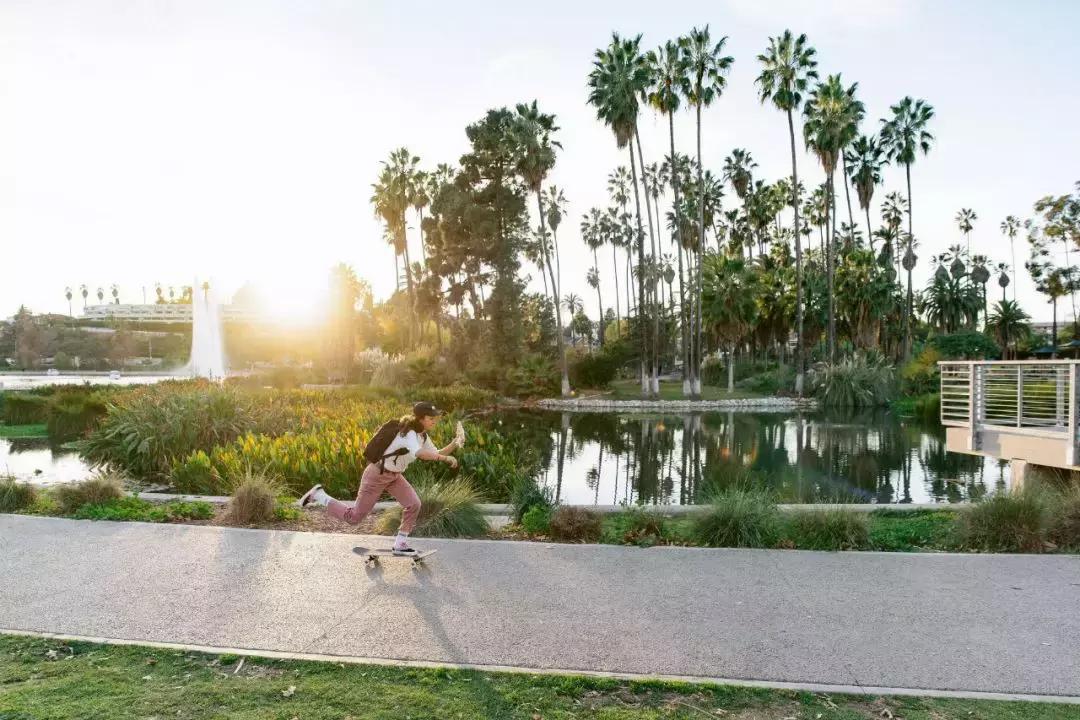 泫雅黑色运动鞋出场,16双秋天最想买的运动鞋