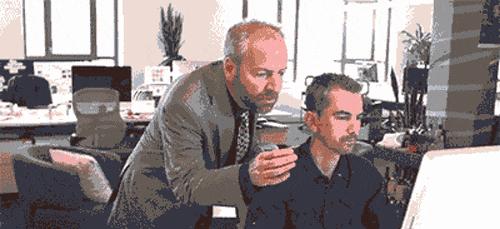 别再冒犯美工了。就一设计师，也想当美工