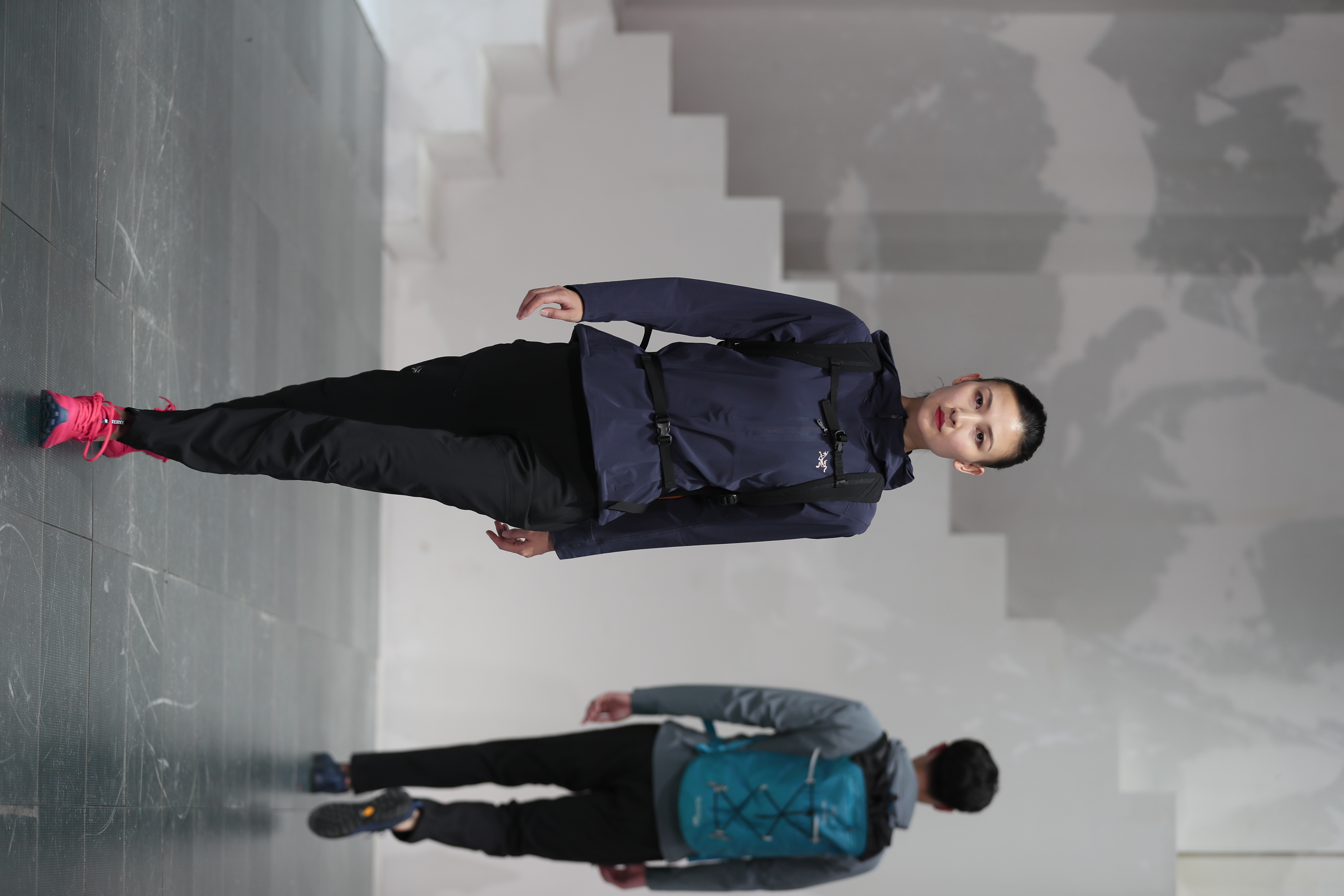 王府井奥莱uptown始祖鸟,时装发布会穿始祖鸟