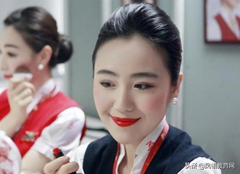 空姐真的很不容易吗,空姐的生活真实情况很辛苦