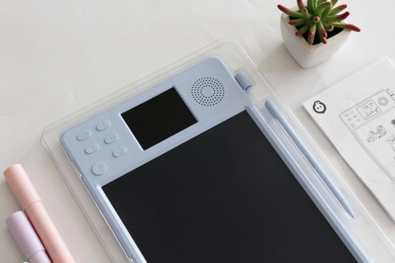 小寻智能画板哪个款功能更多,小寻画板和tintzone