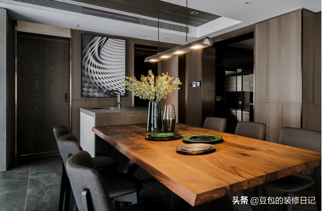 家里餐桌装修在什么地方,家里装修餐桌尺寸推荐